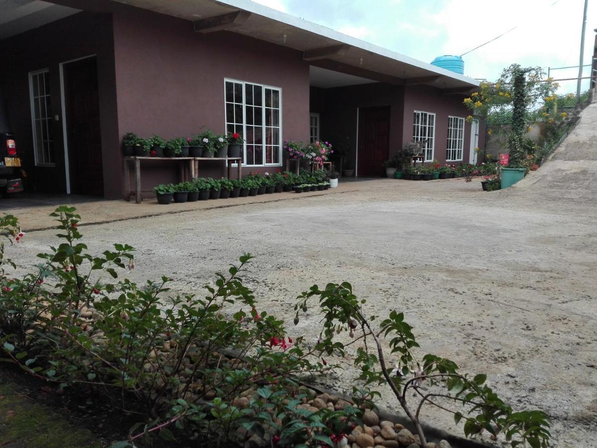 Keshiya Holiday Home Nuwara Eliya Exterior foto